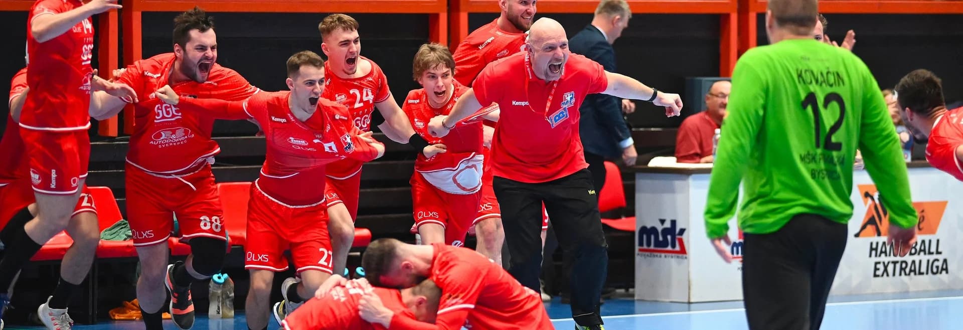NHE: V najvyššej súťaži mužov dvaja favoriti, ostatní by chceli do play-off