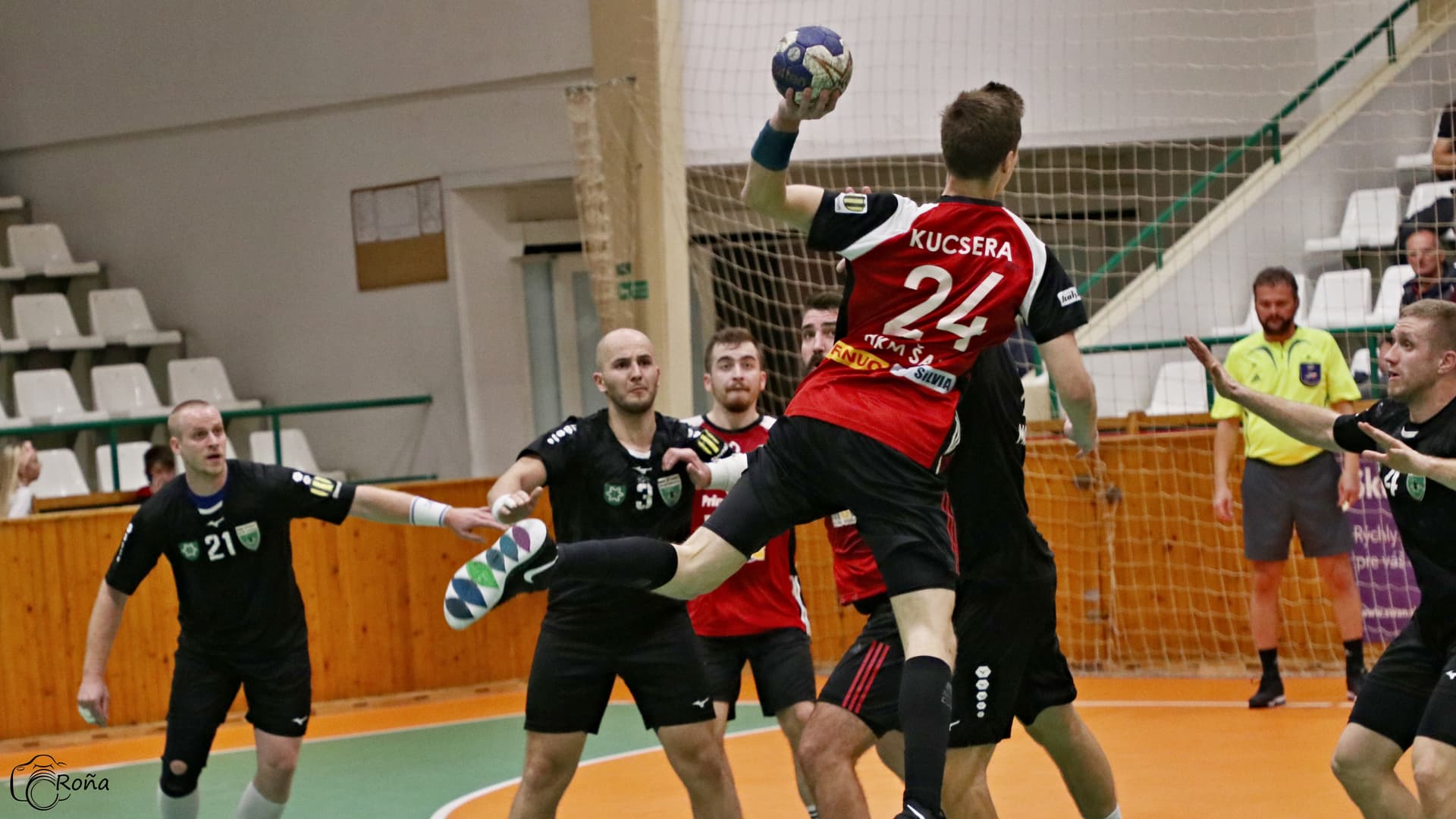 Prešov po triumfe v Hlohovci s istotou semifinále, Šaľa uspela v N. Zámkoch