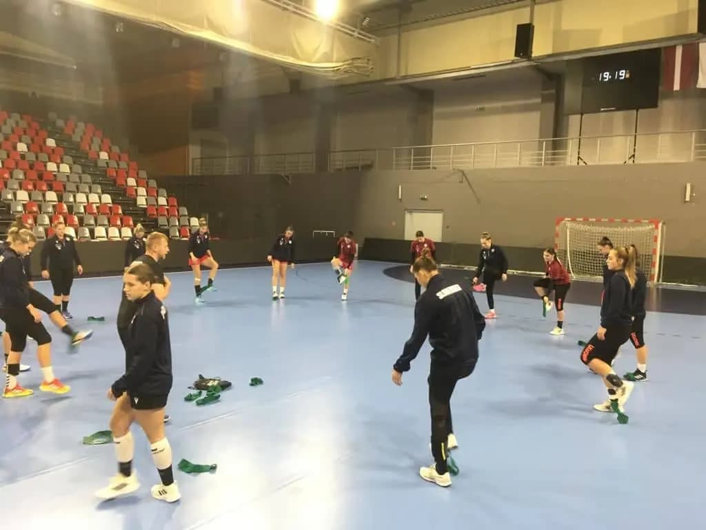 Repre ženy: Slovenky trénovali v dejisku odvety, v nedeľu priamy prenos na EHF TV