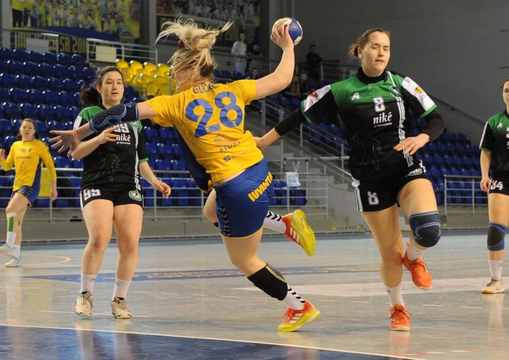 MOL liga: Iuventa a DAC víťazne na úvod semifinále