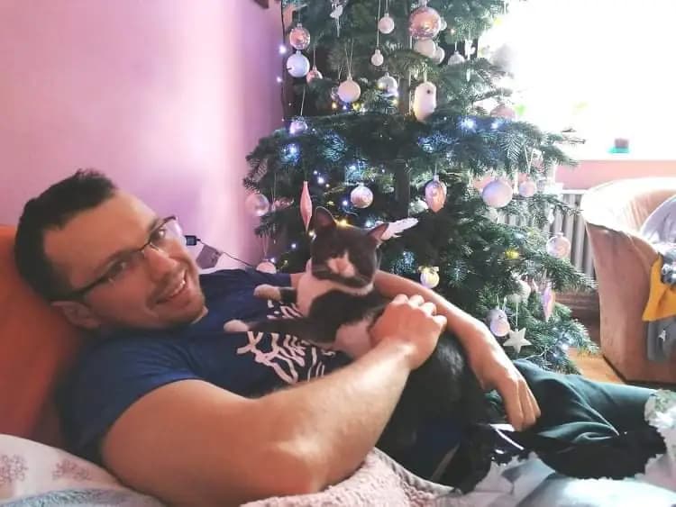 Anketa! Marián Žernovič si od Ježiška pravidelne pýtal mačku, s hríbmi zásobuje široké okolie a najviac mu chutí pivko po vyhratom zápase