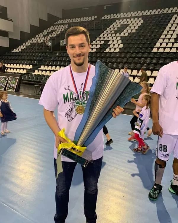 Hráč Tatrana Prešov Šarpataky býval v zničenej bytovke, spolu s priateľkou sú v poriadku