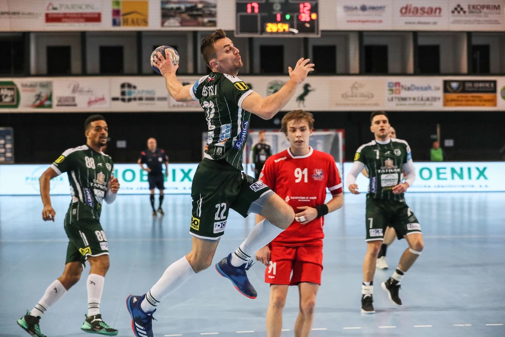 Prešov, P. Bystrica a N. Zámky s vysokými výhrami