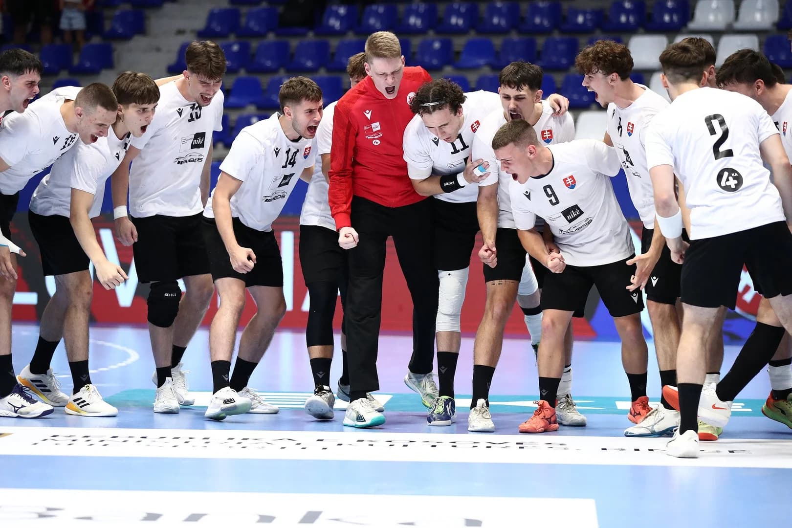 REPRE JUNIORI: SKVELÝ ÚVOD! SLOVÁCI DEKLASOVALI VEĽKÚ BRITÁNIU
