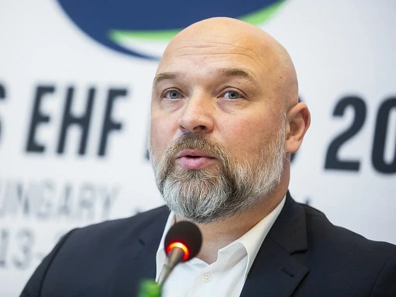 Podcast: S prezidentom SZH Jaroslavom Holešom nielen o postupe na ME, novinkách v MOL lige či možnosti organizovať európsky šampionát