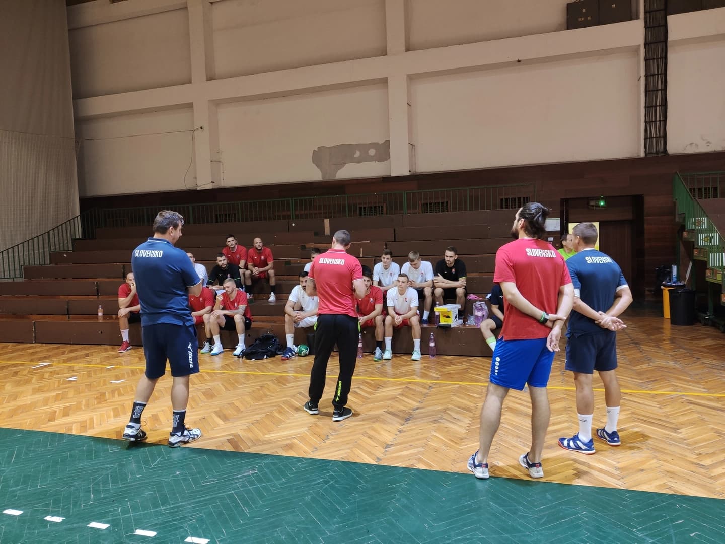 Ligový výber reprezentantov v zápasových testoch proti ŠKP Bratislava a Balatonfüredu
