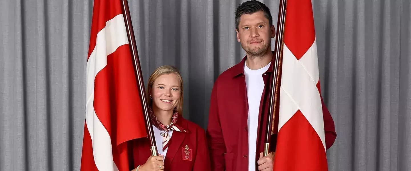 OH: Obhajujú muži a ženy Francúzska, štyria hádzanári v úlohe vlajkonosičov