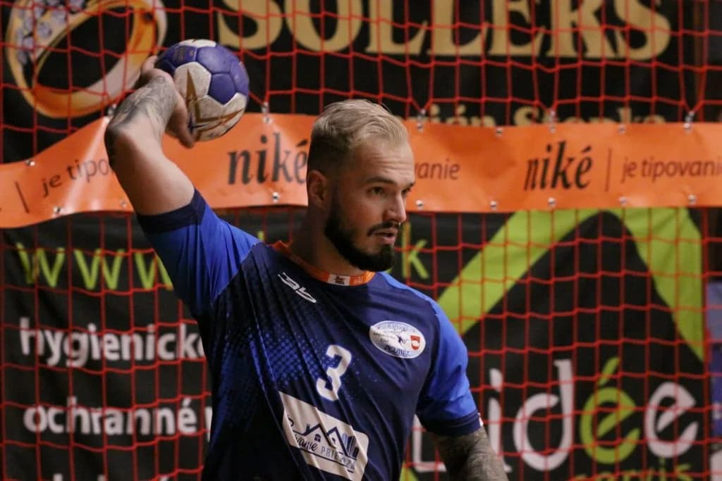 JURAJ BRIATKA SA VRACIA DO BOJNÍC