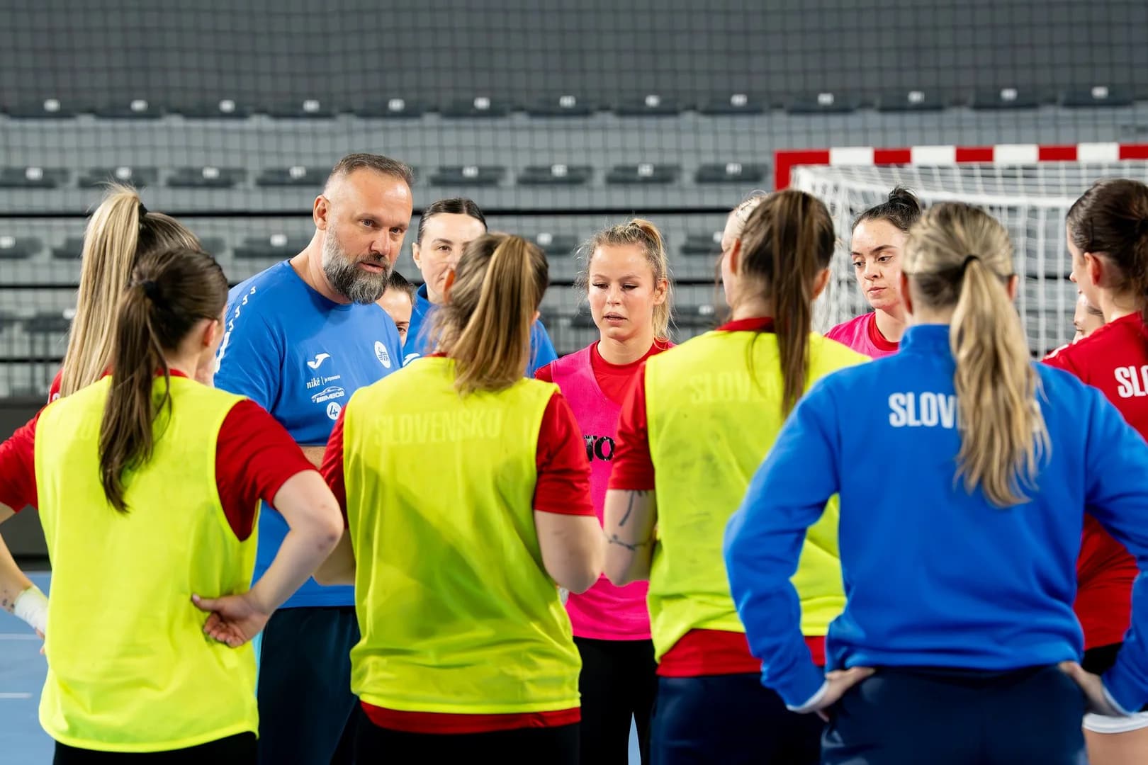 REPRE ŽENY: SLOVENKY V SOBOTU VEČER TRÉNOVALI V RUMUNSKOM MESTE BISTRITA, DO ODVETY IDEME BEZ KATARÍNY PÓCSÍKOVEJ 