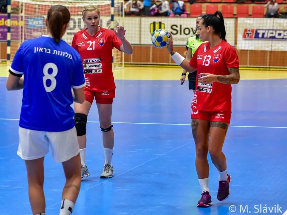 Slovenky už začali prípravu na dvojzápas play-off so Švédskom