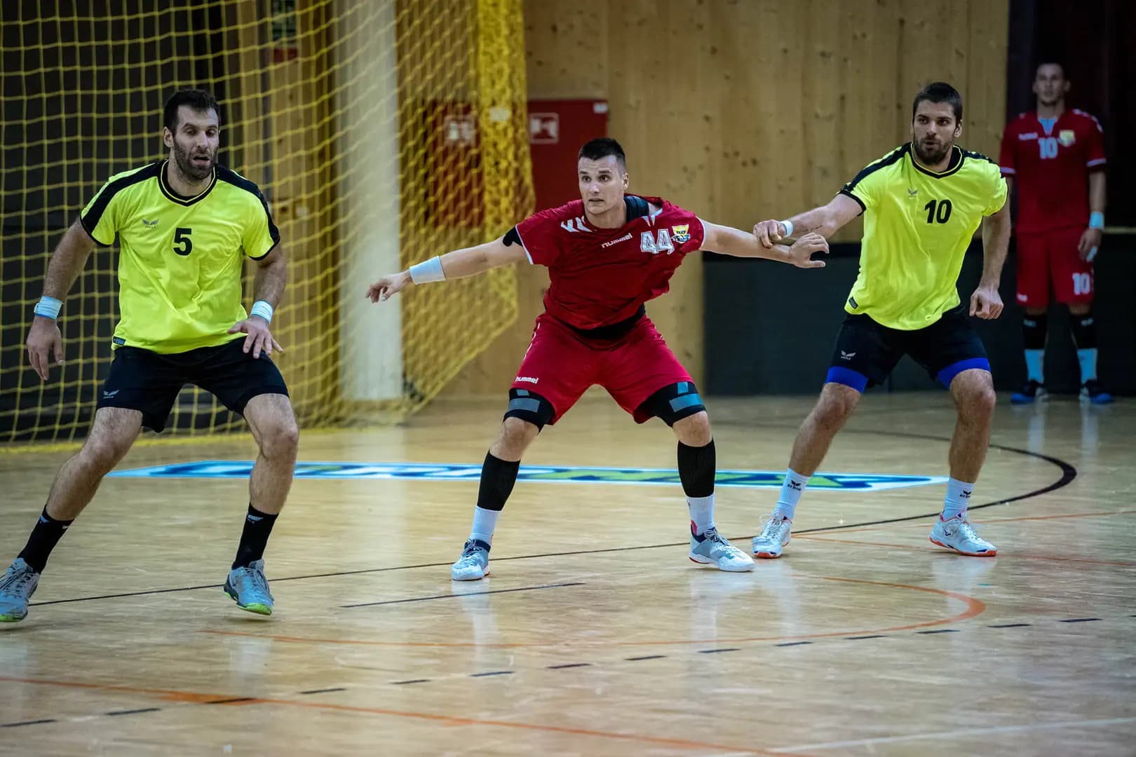Macháč v premiére najlepším strelcom Egeru, na spoluhráčoch vidieť rukopis krajana Petra