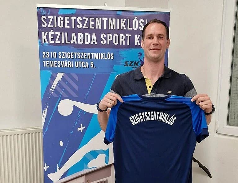Mazák v drese Szigetszentmiklósu
