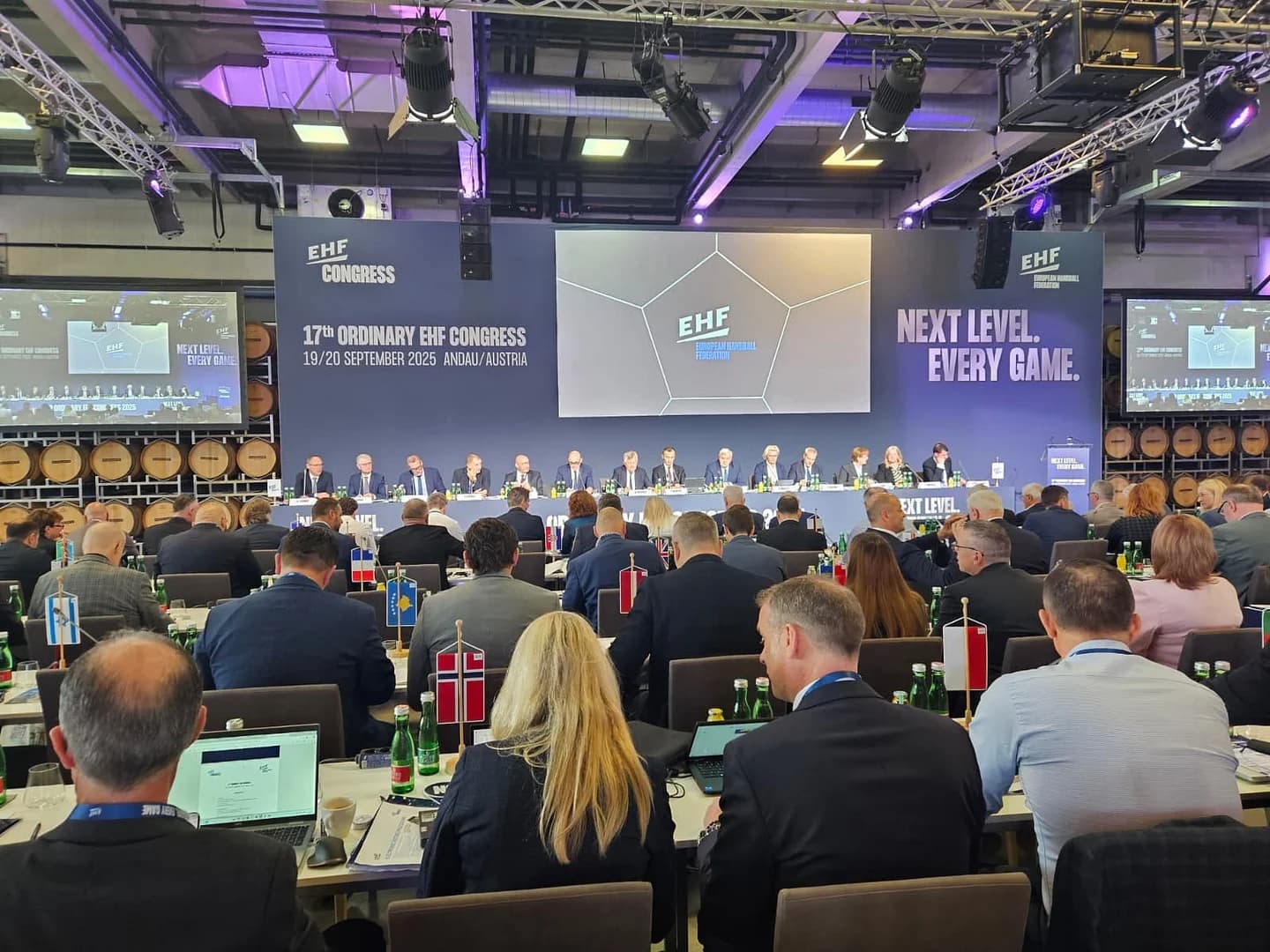 MICHAEL WIEDERER ZOSTÁVA PREZIDENTOM EHF, NA KONGRESE USPELI S NOMINÁCIOU AJ ZUZANA FÜLEOVÁ S IVANOM SABOVIKOM 
