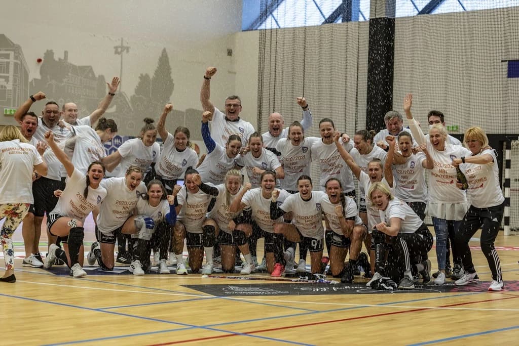 Slováci a Slovenky v zahraničí: Bronz pre Mosonmagyaróvár, Ferndorf bližšie k záchrane