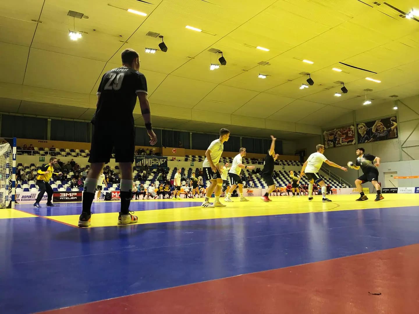 NHE: V sobotu domáci - hostia nerozhodne, Hlohovec rozhodol sekundu pred koncom
