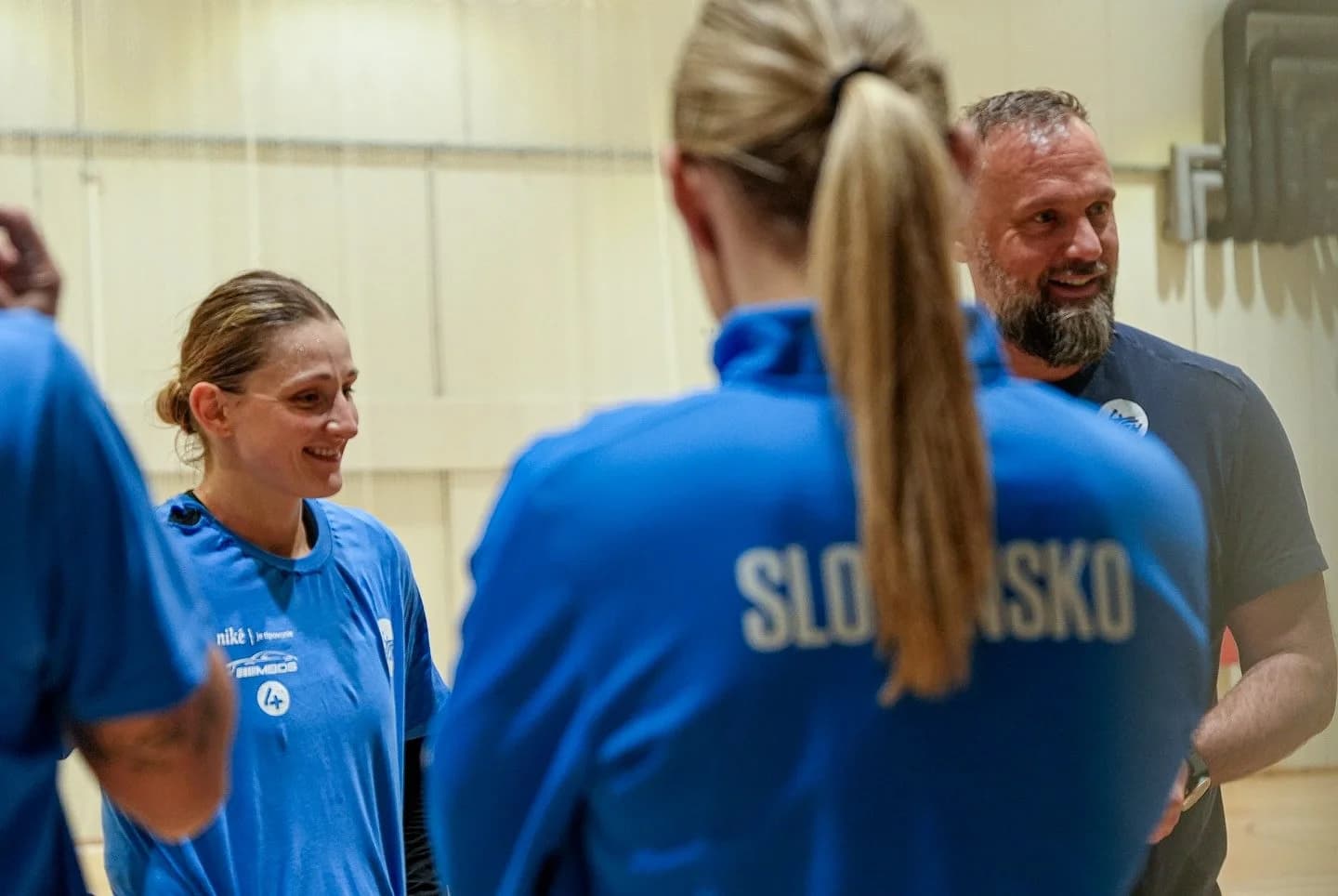 REPRE ŽENY: SLOVENKY ODŠTARTOVALI PRÍPRAVU NA ZÁVEREČNÉ ZÁPASY EURO CUPU PROTI POĽSKU A NÓRSKU 