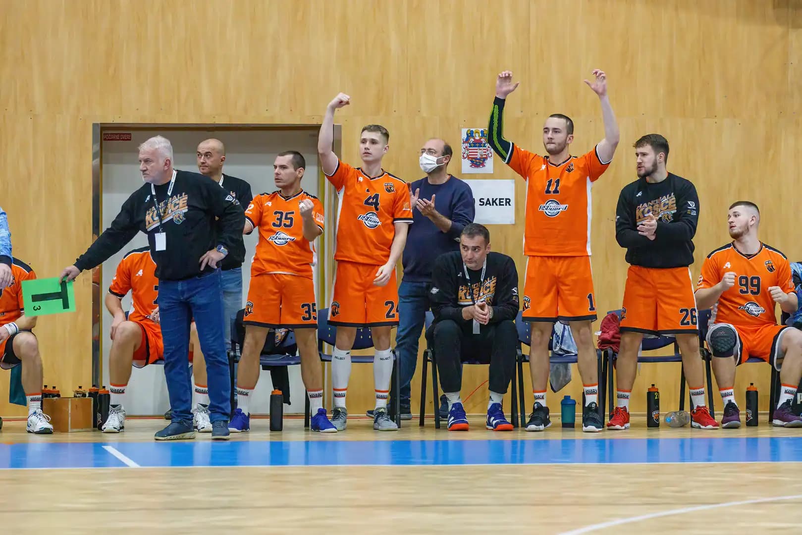 NHE: V 14. kole päť víťazstiev hostí, doma vyhral len HK Košice