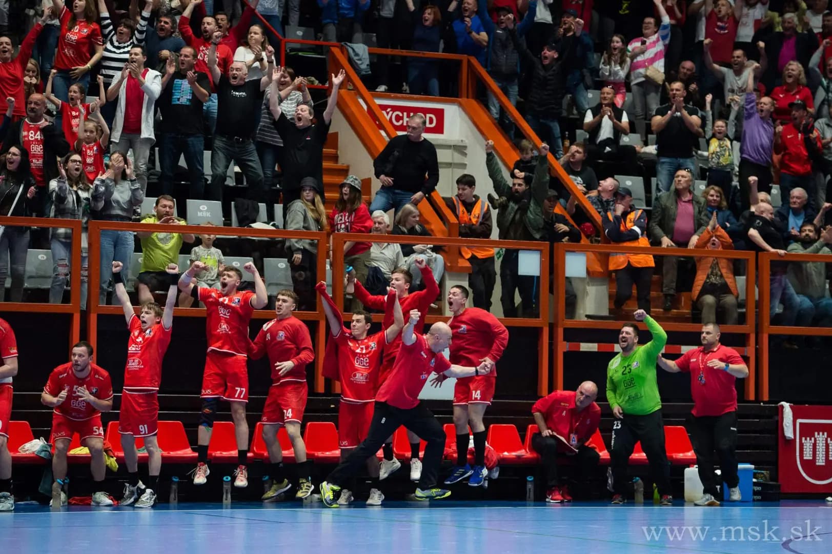 NHE: Druhopolčasový obrat Považanov, získali majstrovský mečbal