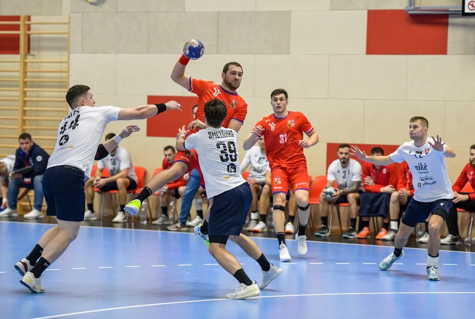 Repre muži: Slováci aj v odvete so šesťgólovou prehrou