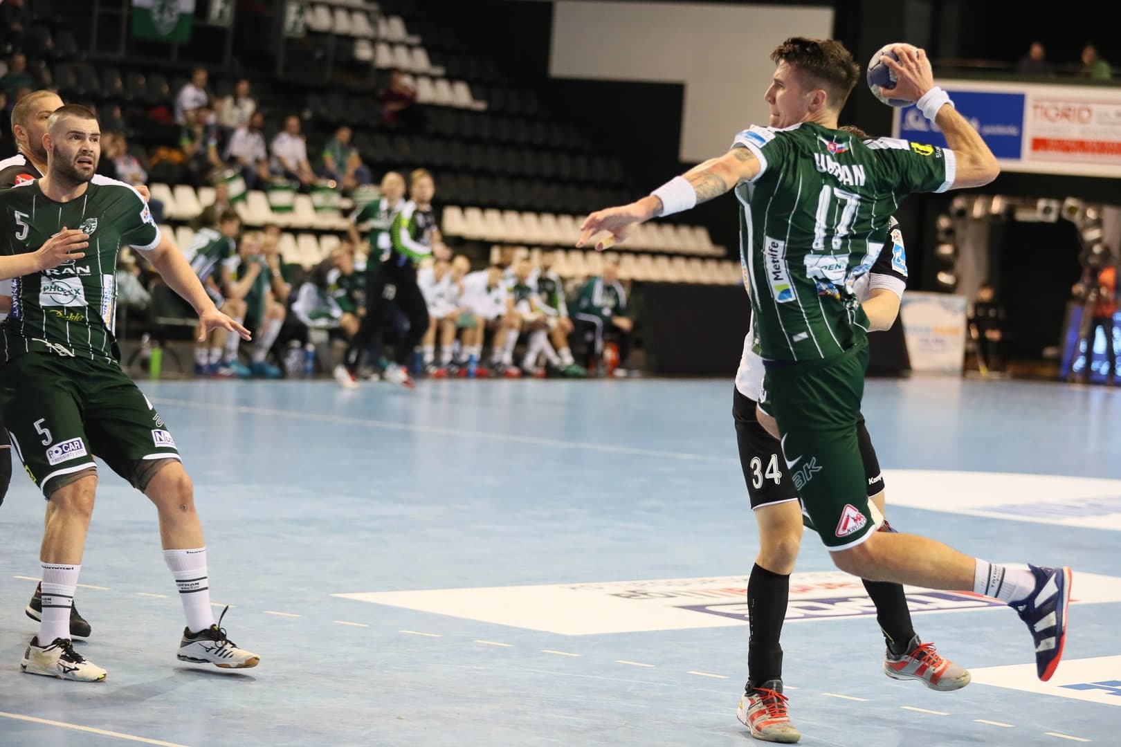Najlepšia sedmička SEHA League za marec s Prešovčanmi L. Urbanom a Butoracom