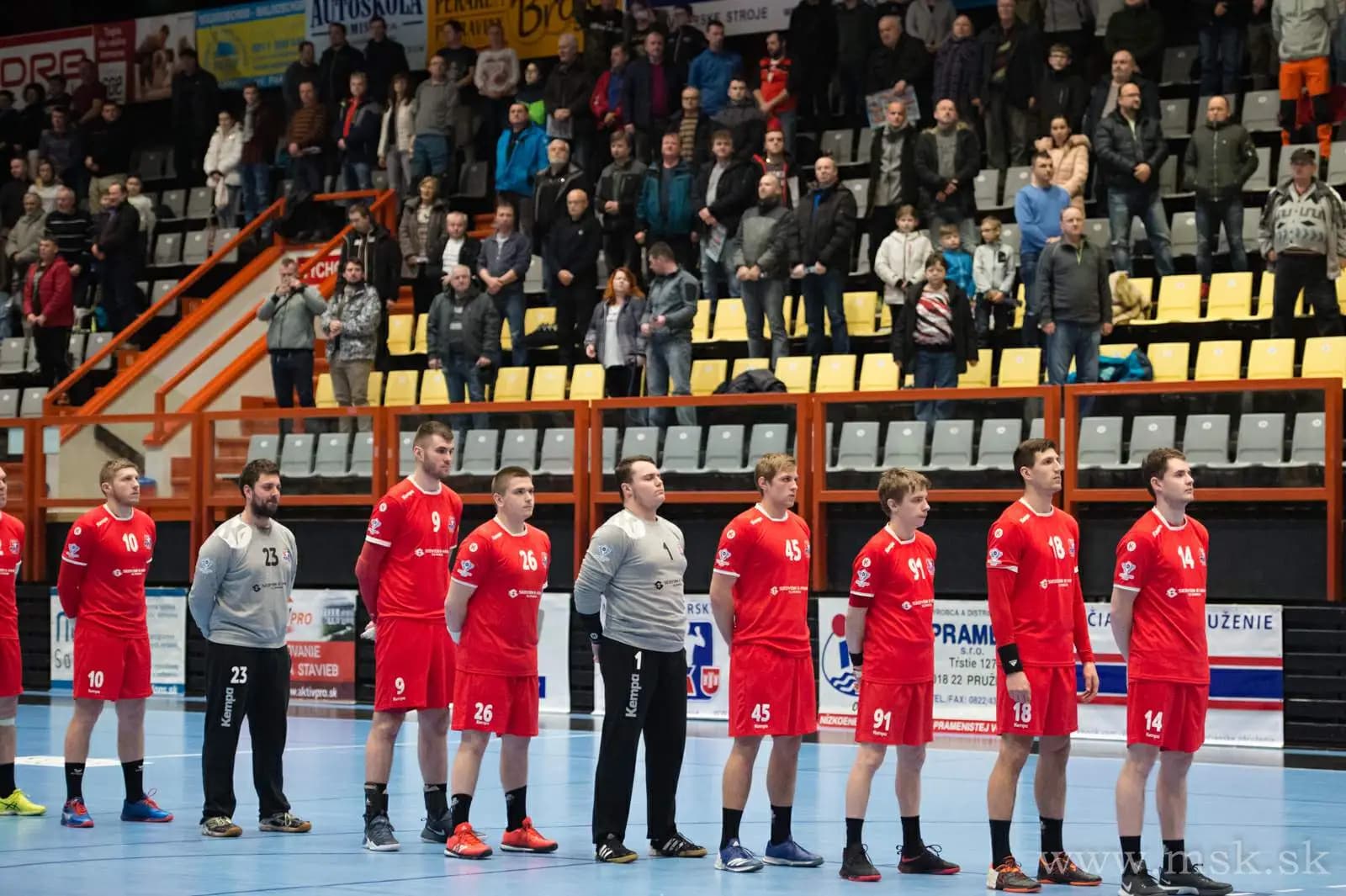 V Slovnaft handball extralige na diaľku súboj o poslednú miestenku do prvej šestky