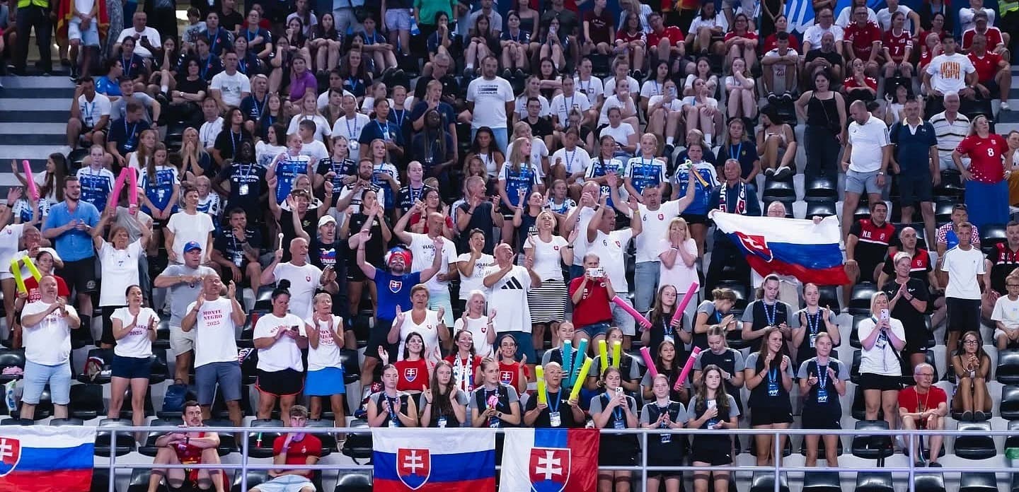 SLEDUJTE ZÁPASY KADETOV A KADETIEK NAŽIVO NA YOUTUBE SLOVAKHANDBALL 
