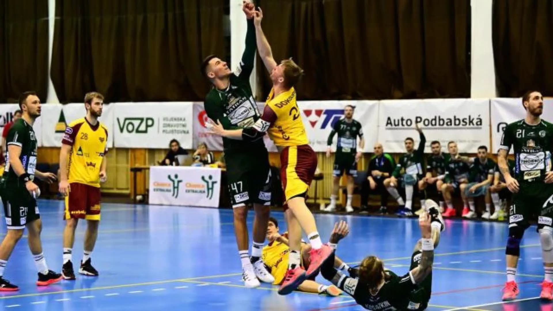 Hlinkových osem gólov na Tatran nestačilo, Macháčov návrat do zostavy