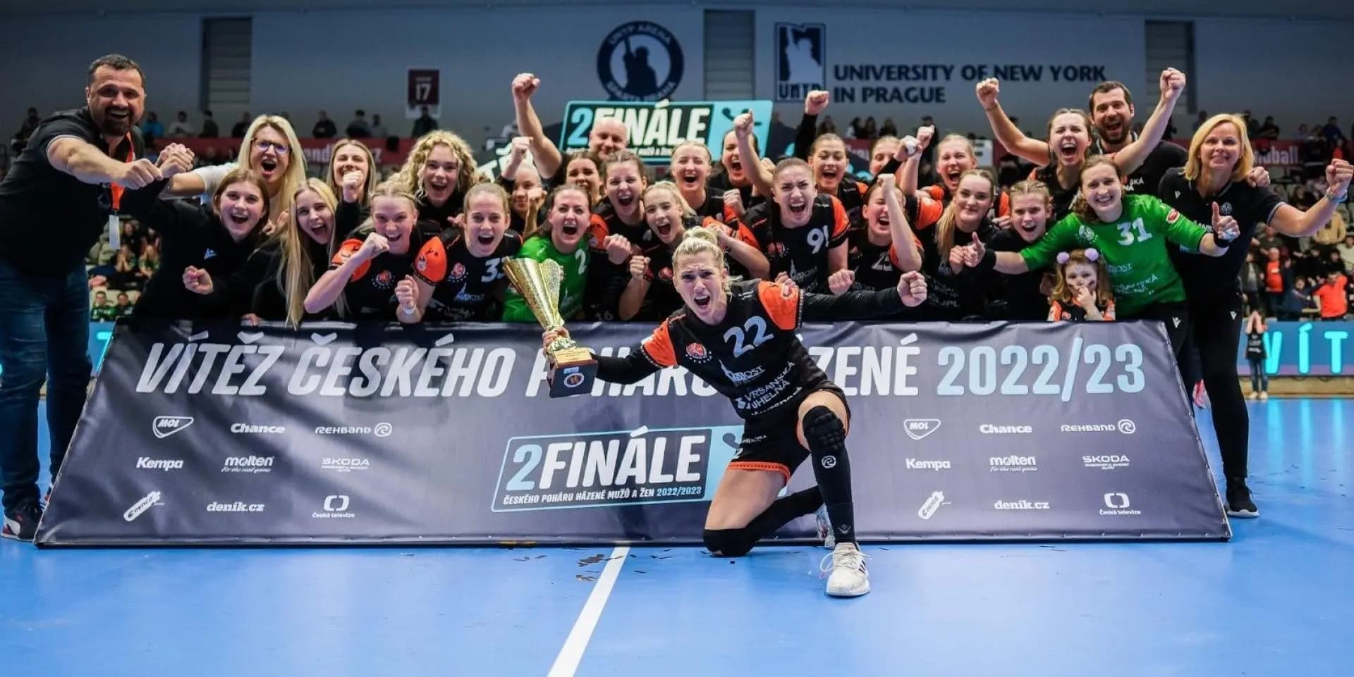 Potiskových 10 gólov na Veszprém nestačilo, Most víťazom Českého pohára