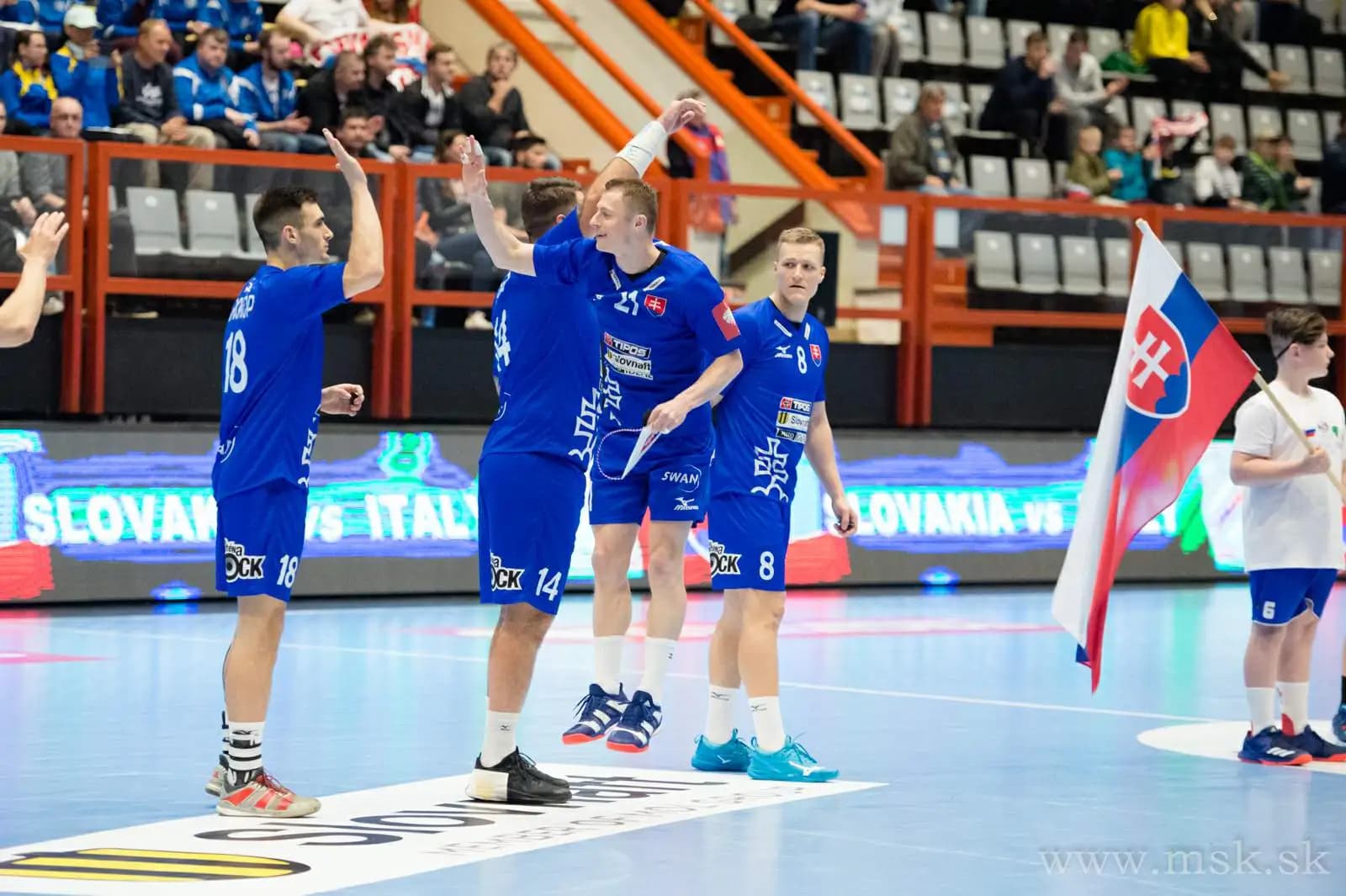 Reprezentanti SR si zvykajú na systém nového kouča, v závere kvalifikácie ME aj s viacerými mladíkmi