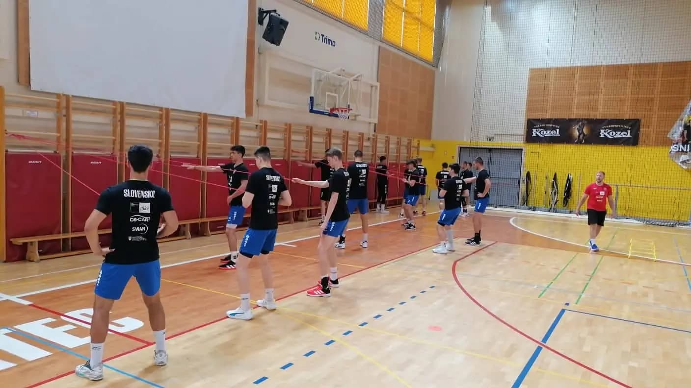 Repre kadeti: Víťazný vstup kadetov do turnaja v Taliansku