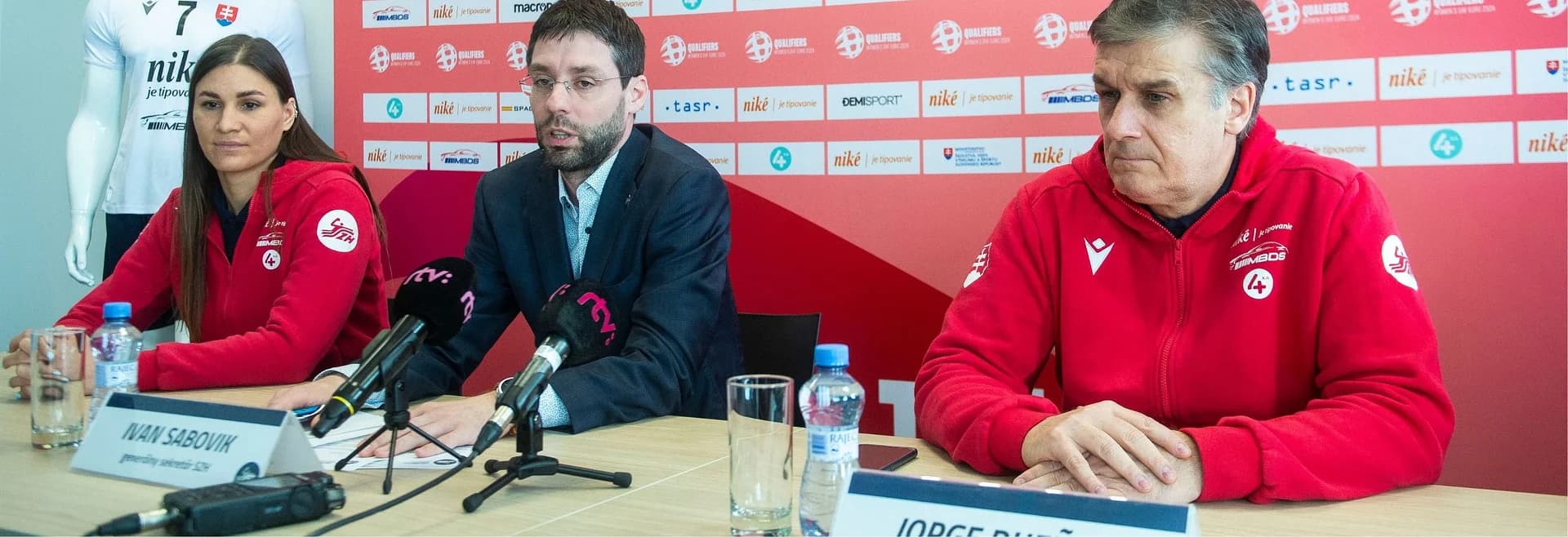 Repre ženy: Slovenky začali prípravu na tri tohtotýždňové duely kvalifikácie ME