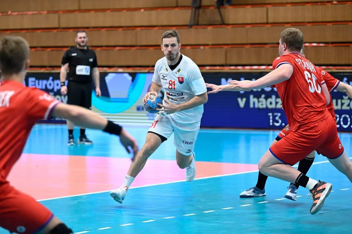 Jakub Mikita v drese FTC ďalšie dva roky