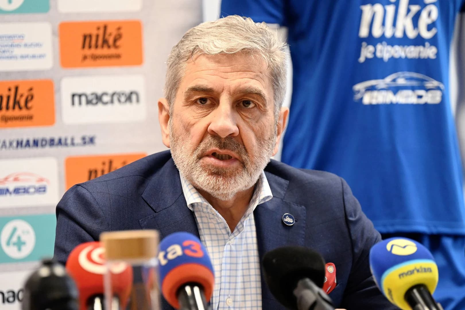 VICEPREZIDENT SZH ZODPOVEDNÝ ZA REPREZENTAČNÉ TÍMY ERNÖ KELECSÉNYI HODNOTÍ NEÚSPEŠNÚ KVALIFIKÁCIU EHF EURO 2026 MUŽOV