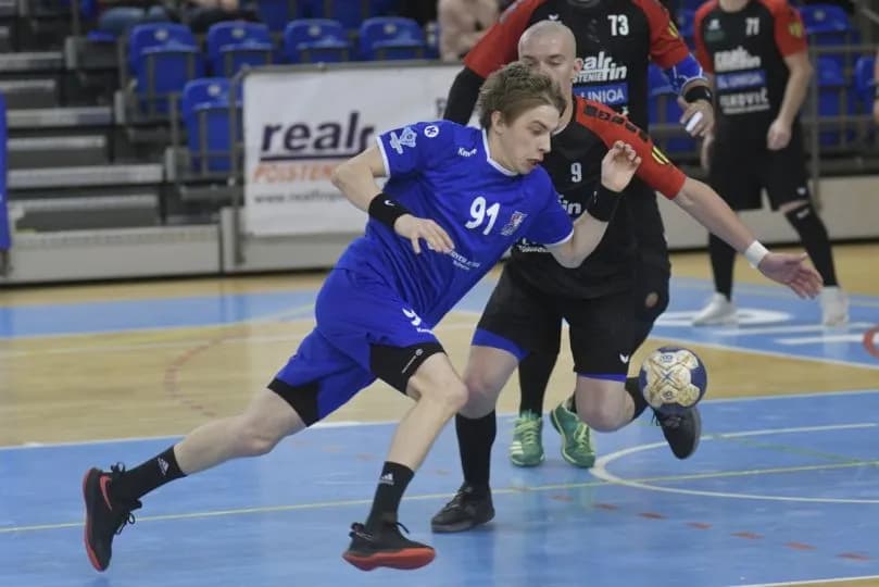 Slovnaft handball extraliga - V Piešťanoch na záver nadstavby nestihli dohrať ani polčas, spôsobil to výpadok elektrického prúdu