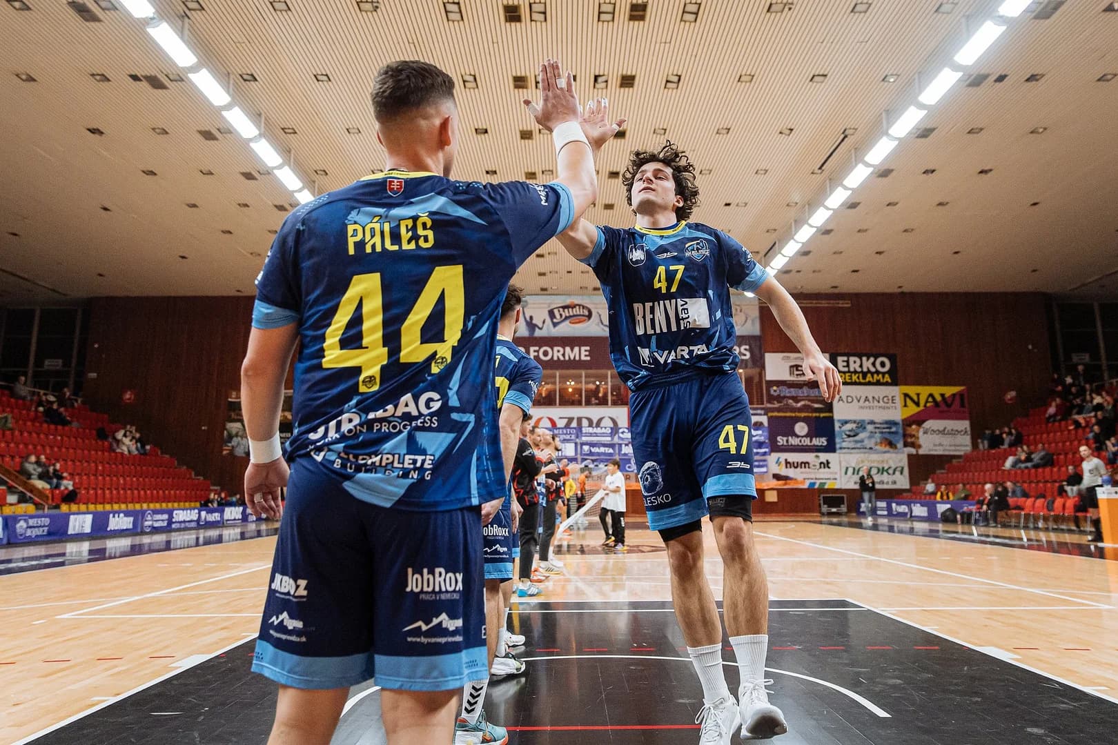 V PIATOK A V SOBOTU 15. KOLO NIKÉ HANDBALL EXTRALIGY, V NEDEĽU SÚBOJE O FINÁLOVÉ MIESTENKY V SLOVENSKOM POHÁRI ŽIEN 
