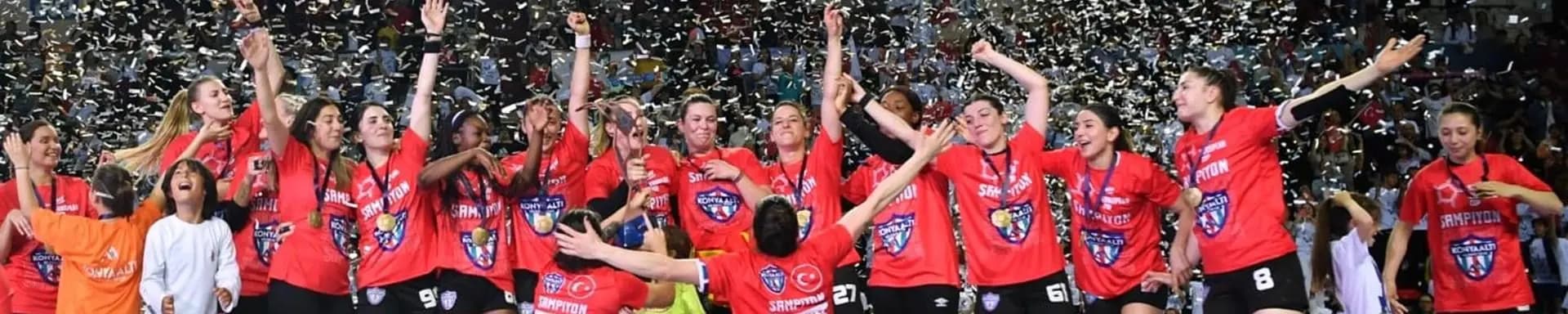 EP žien: Premožiteľ Iuventy s trofejou