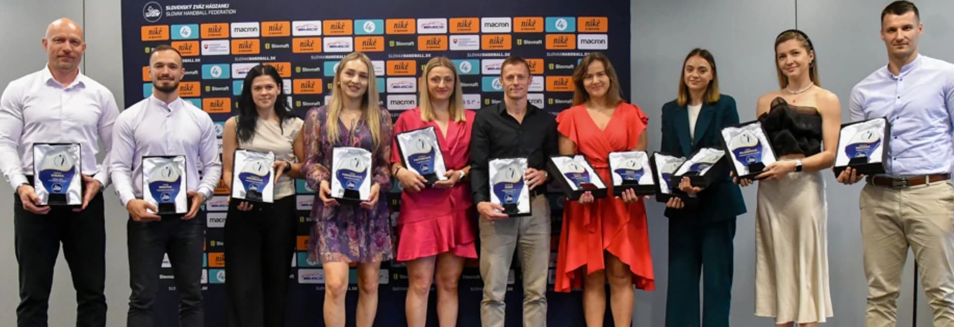 Tretíkrát Ľubomír Ďuriš, Barbora Lancz premiérovo víťazkou ankety SZH