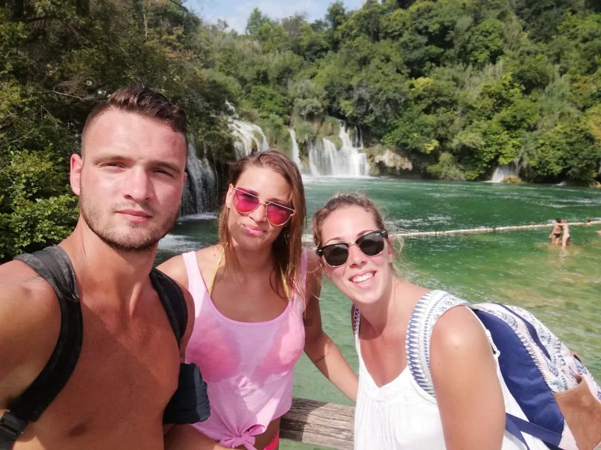ANKETA Karin Bujnochová: Vie si naplno užiť prírodu, dobré jedlo aj kávičkový rituál. Pri ľuďoch dáva na prvý dojem, má rada kartárske večierky so spoluhráčkami