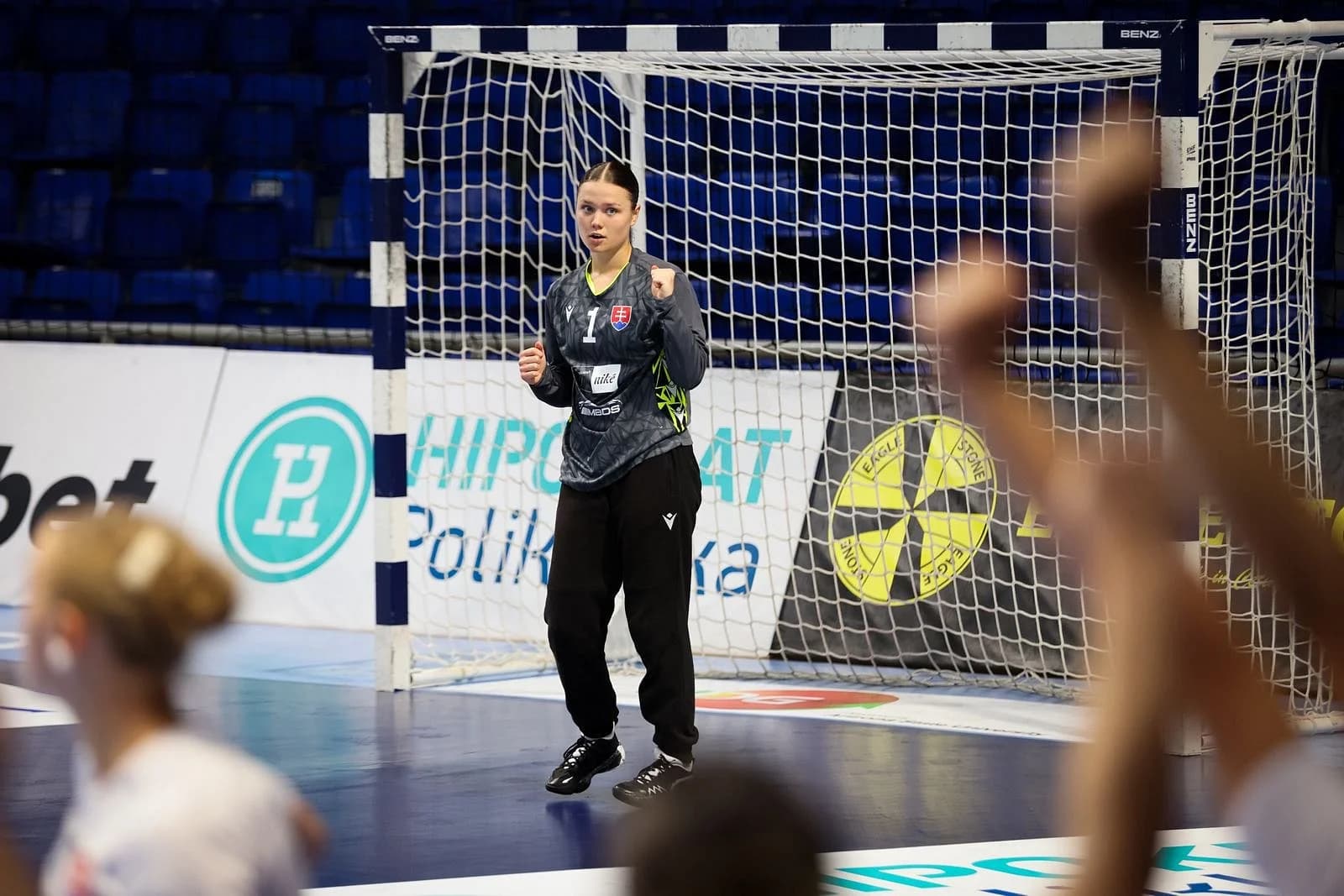 PRVÝ PRESTUP Z TÍMU ZLATÝCH KADETIEK. BRANKÁRKA ANEŽKA STRÁNSKA JE HRÁČKOU NEMECKÉHO TUS METZINGEN 