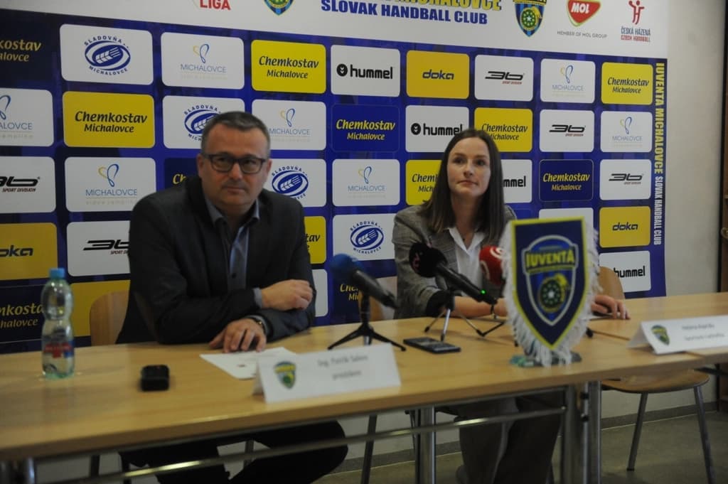 Nástupcami Beňadika v Iuvente Kostka a Aspridu, na odchode kvinteto opôr