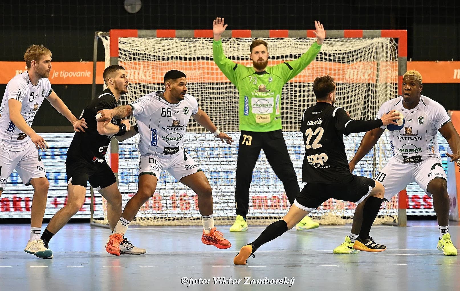 NHE: TATRAN PREŠOV PRVÝM FINALISTOM, SEMIFINÁLOVÚ SÉRIU S NOVÝMI ZÁMKAMI UKONČIL PODĽA ŽELANIA TRÉNERA ANTLA V NAJKRATŠOM MOŽNOM ČASE 