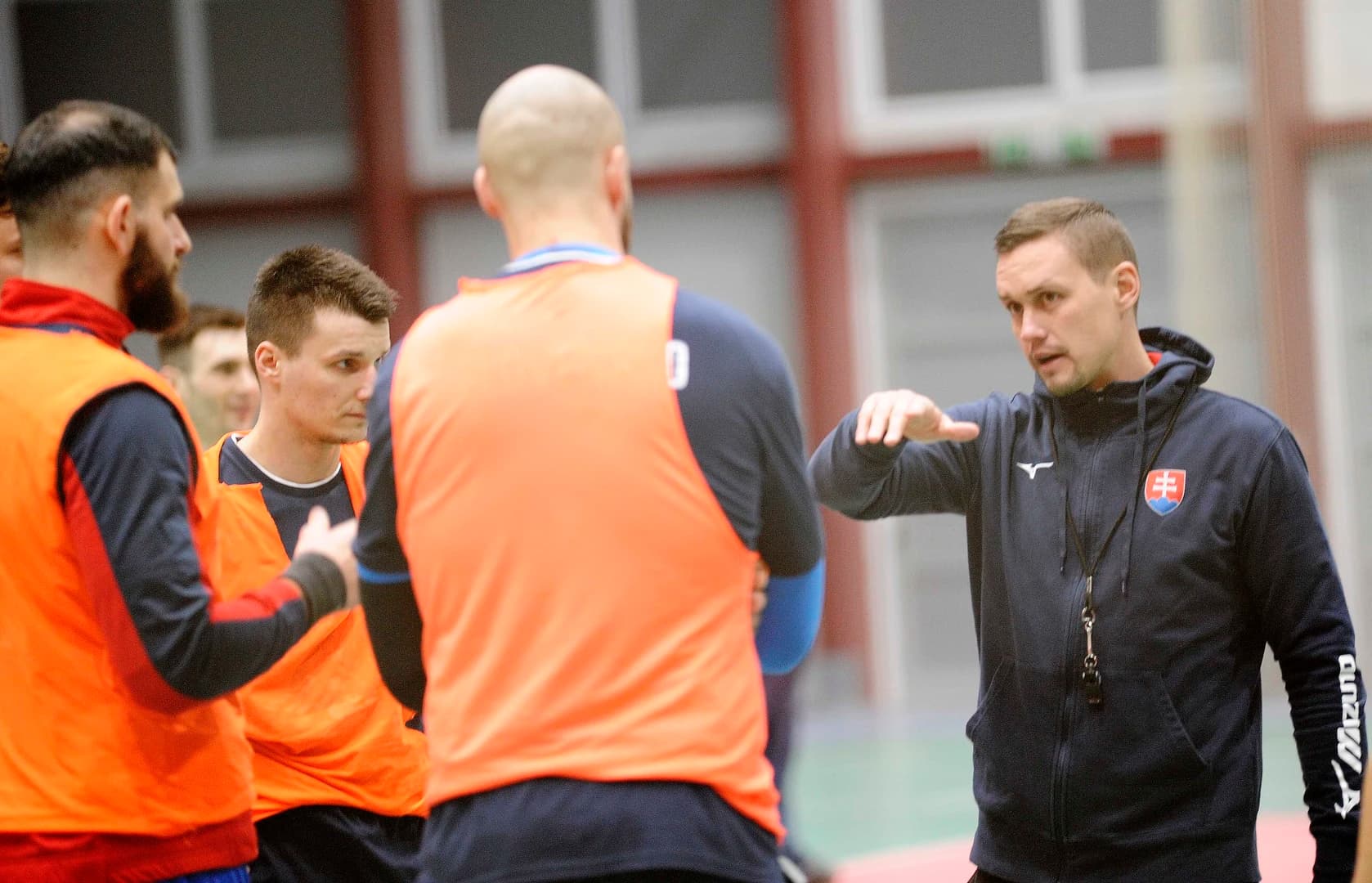 Kukučka nominoval hráčov z domácich klubov