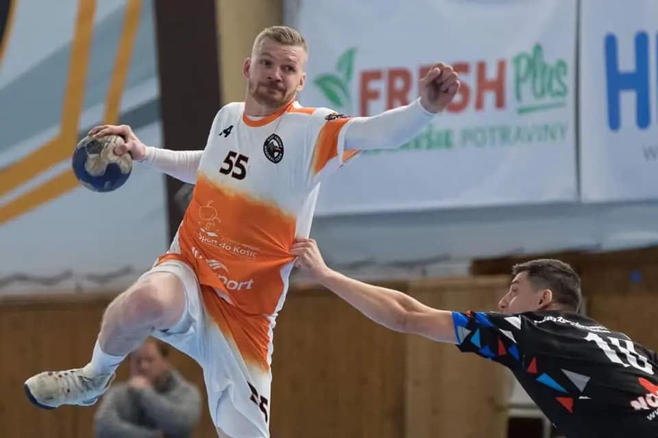 V MOL lige žien šesť slovenských tímov, v extralige mužov bez Piešťan