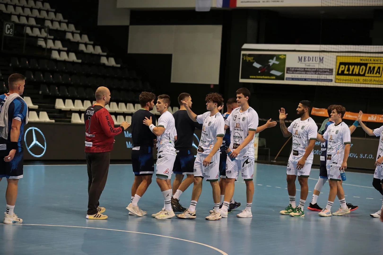 NHE: Prešov proti Záhorákom víťazne o 21 gólov, Bojnice prvýkrát zabrali vonku