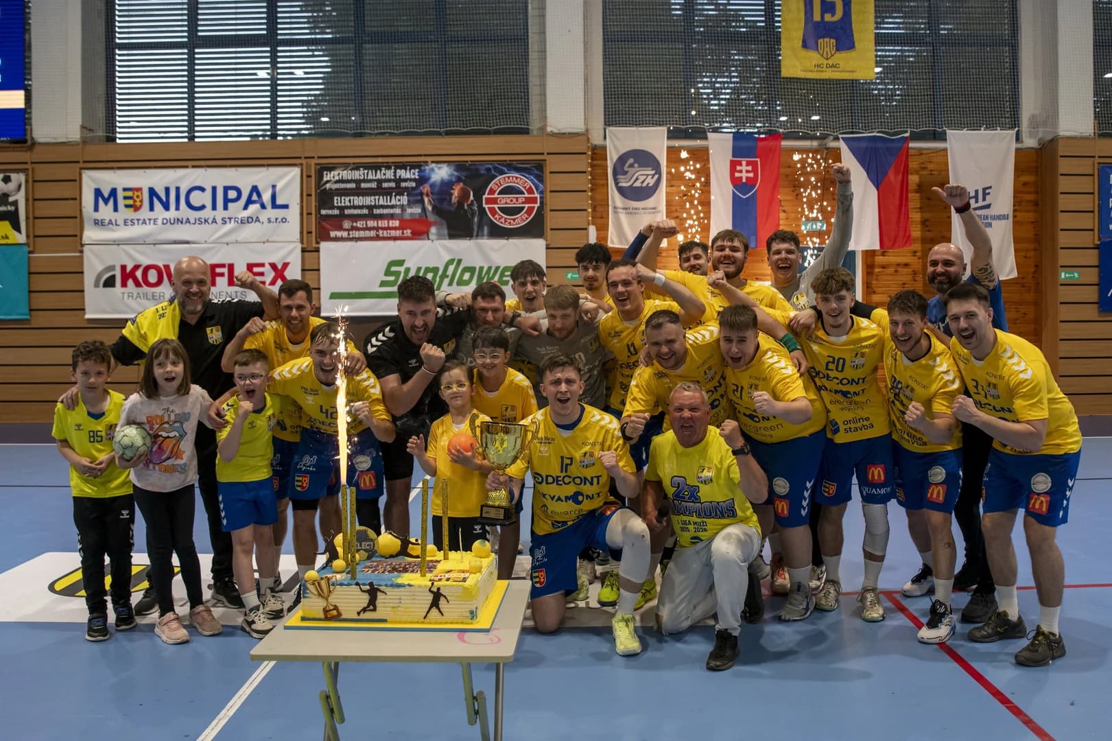 1. LIGA MUŽOV: DUNAJSKÁ STREDA TO ZVLÁDLA A TRETÍ ROK PO SEBE SA PREDSTAVÍ V BARÁŽI NHE 