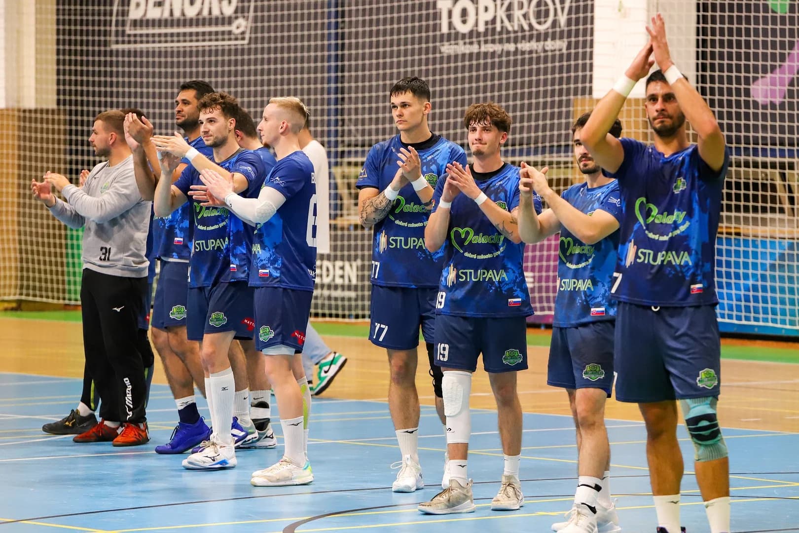 SP mužov: Päťdesiatka v Kolárove, obrat Záhorákov v Topoľčanoch