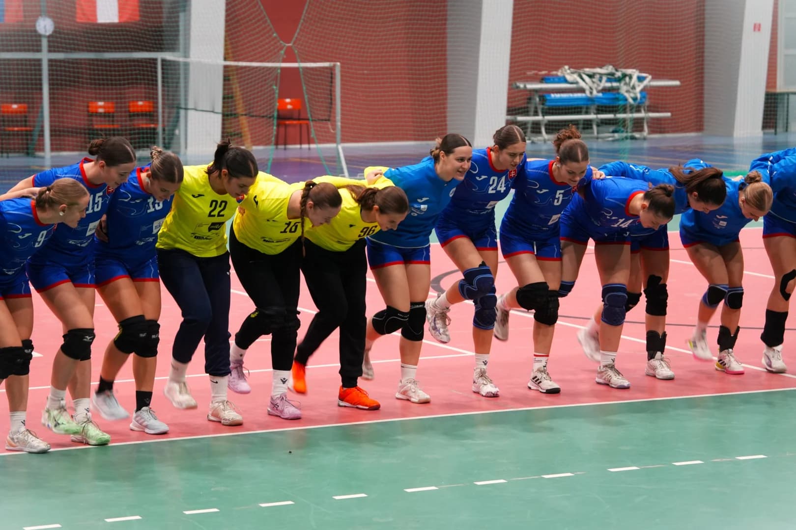 REPRE KADETKY: DVE SUVERÉNNE VÍŤAZSTVÁ NAD RAKÚŠANKAMI NA ZAČIATKU PRÍPRAVY NA MAJSTROVSTVÁ SVETA 2026