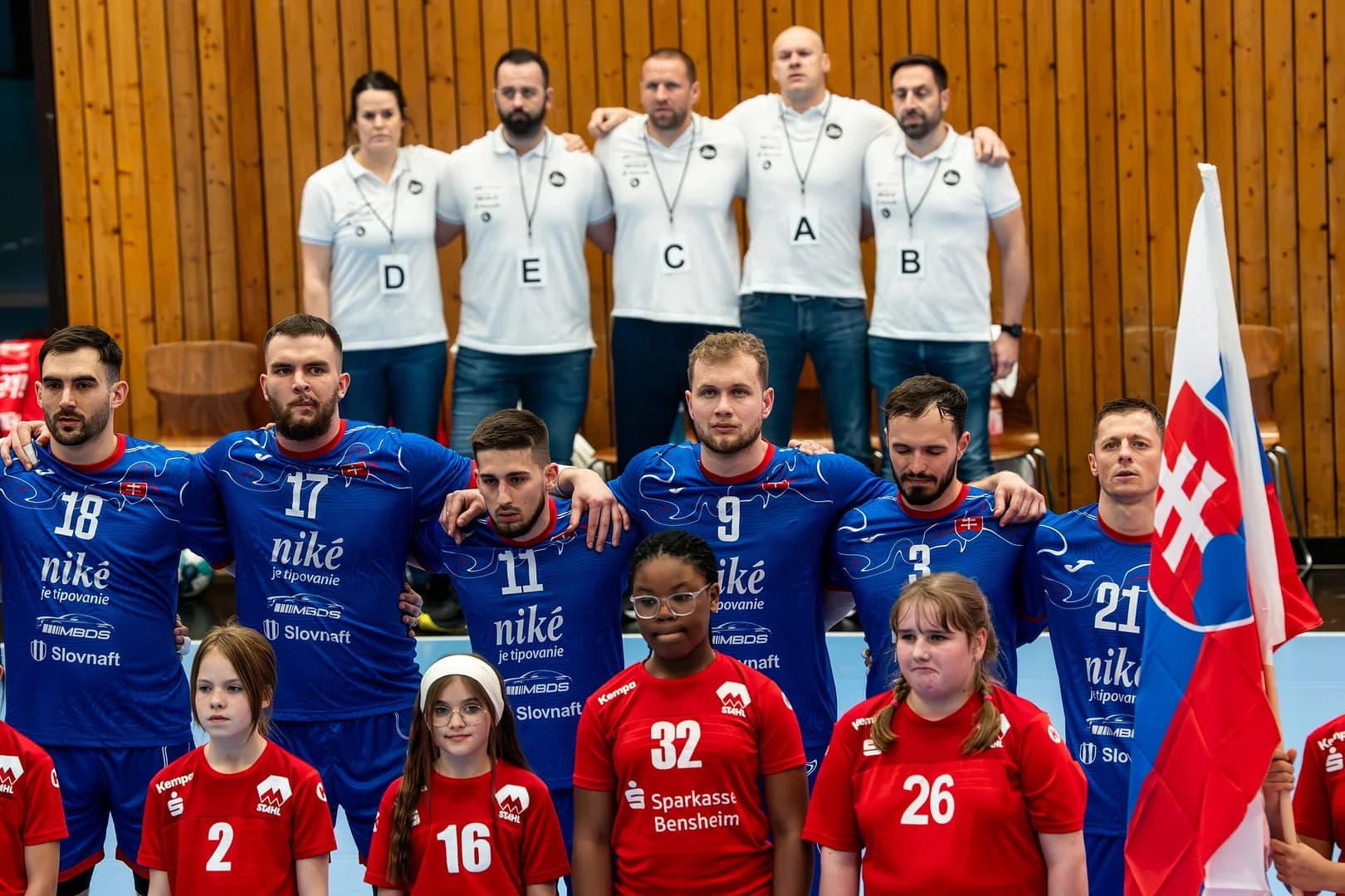 REPRE MUŽI: ZÁVEREČNÝ TRÉNING PRED ODVETOU BARÁŽE S UKRAJINOU ZA NAMI A K DISPOZÍCII POSLEDNÝCH 200 LÍSTKOV NA ZÁPAS V POVAŽSKEJ BYSTRICI 