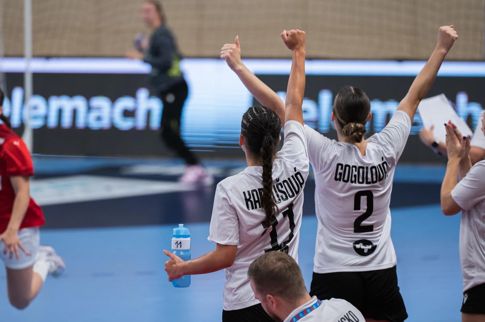 EHF EURO W17: AJ VO ŠTVRŤFINÁLE PROTI DÁNKAM 