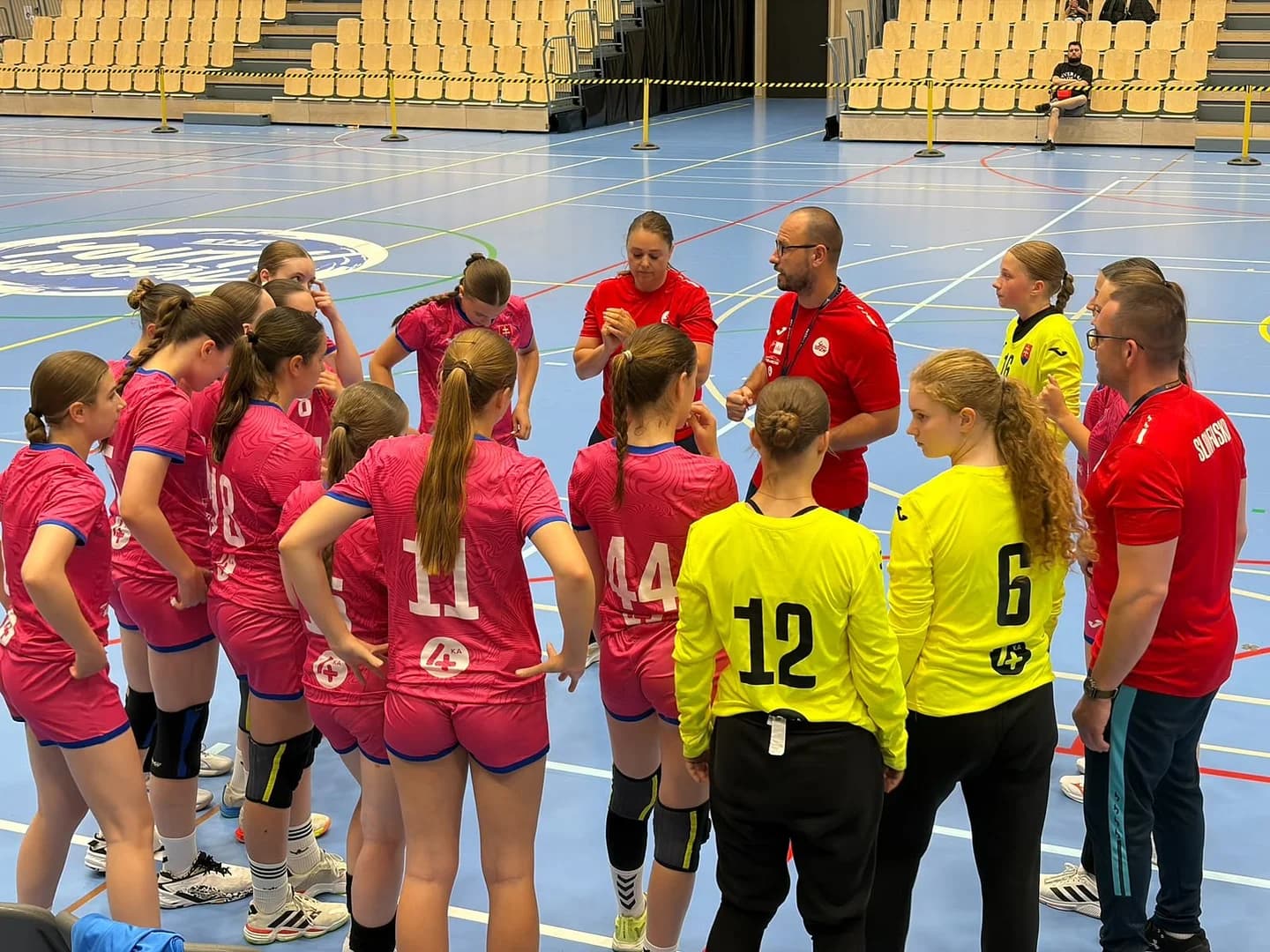 EUROPEAN OPEN: S NÓRKAMI PO VÝBORNOM PRVOM POLČASE TESNÁ PREHRA 
